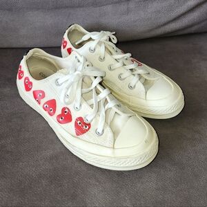 Comme des Garçons Play x Converse Chuck 70 Low Top sneaker White and Red Kids